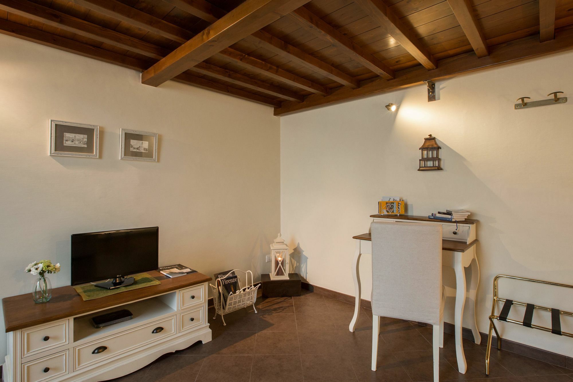 Charming Suite Cavour Heart Of Флоренція Екстер'єр фото