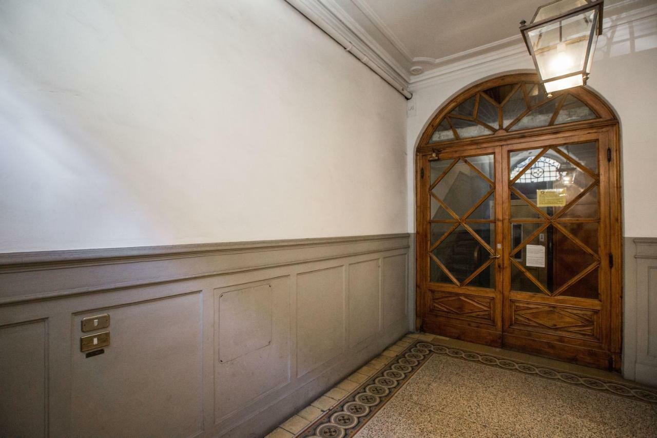 Charming Suite Cavour Heart Of Флоренція Екстер'єр фото